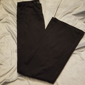 NWOT Healthyoga black side pocket yoga pant Sz M